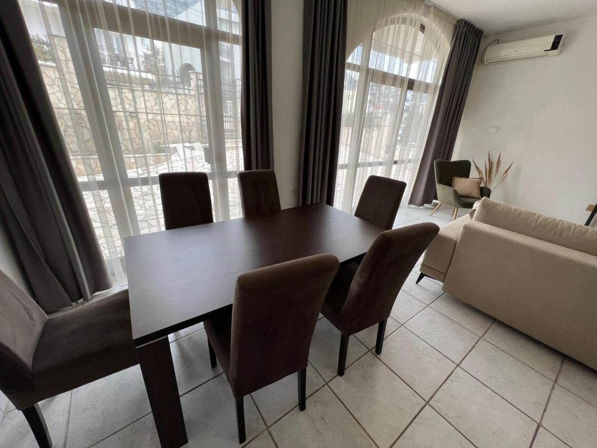 Apartments Mrdak Бар Экстерьер фото