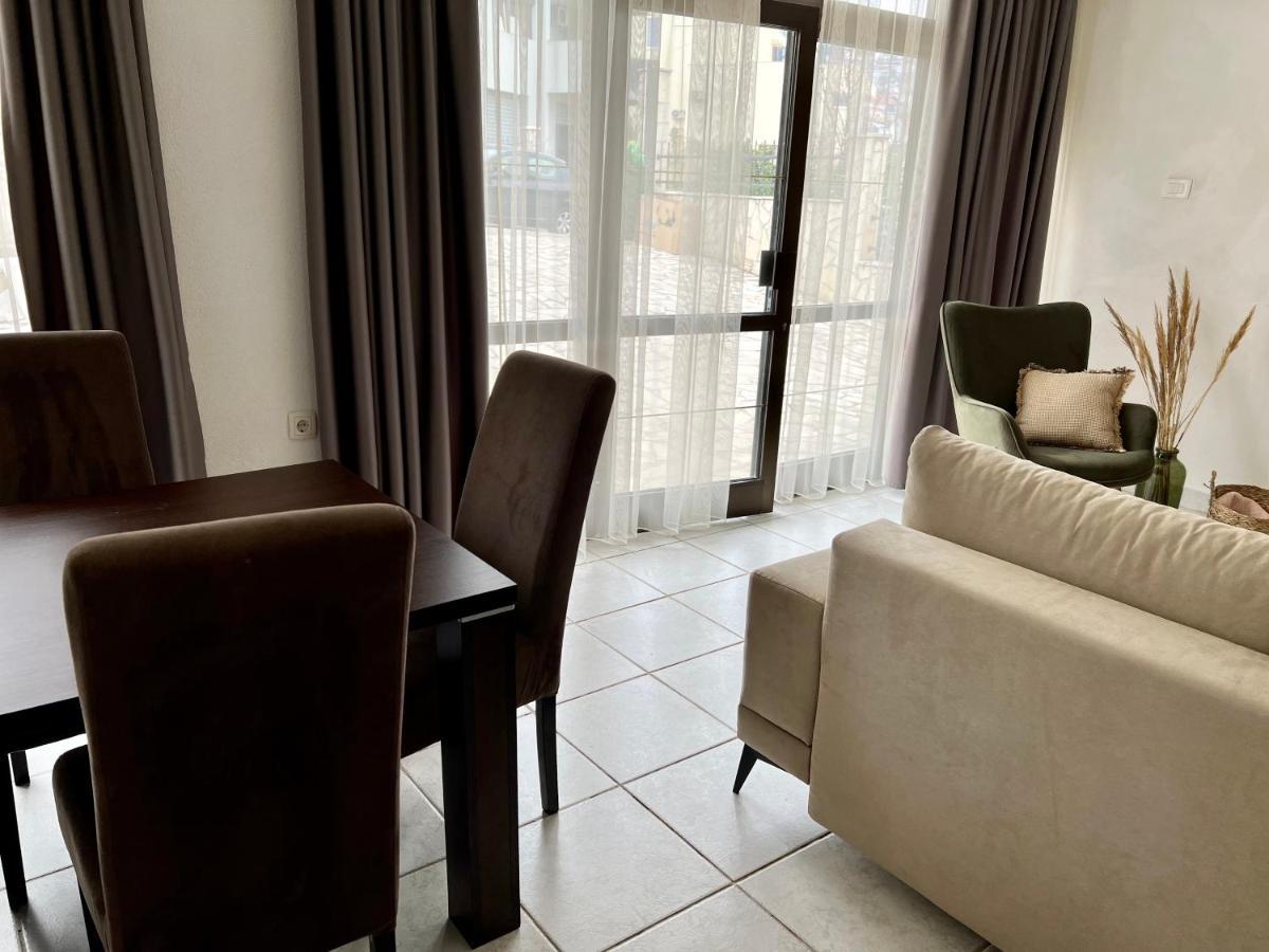 Apartments Mrdak Бар Экстерьер фото