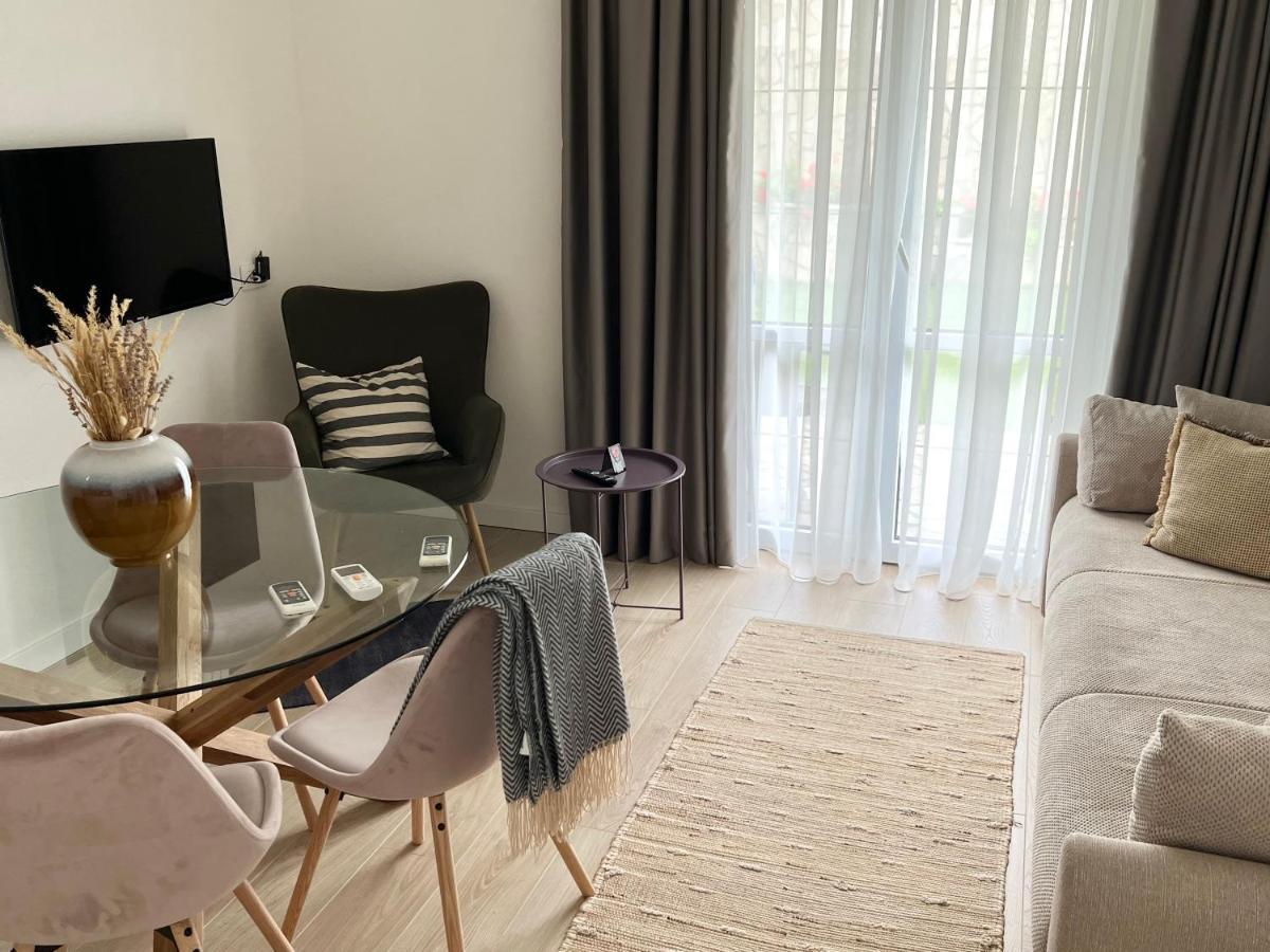 Apartments Mrdak Бар Экстерьер фото