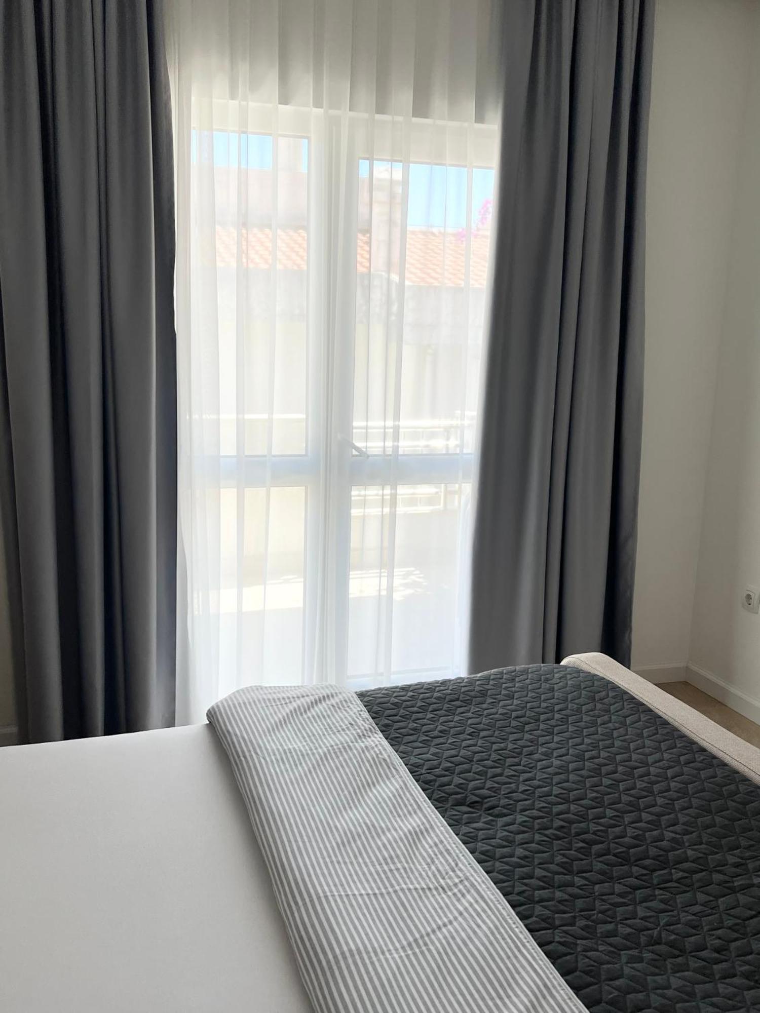 Apartments Mrdak Бар Экстерьер фото