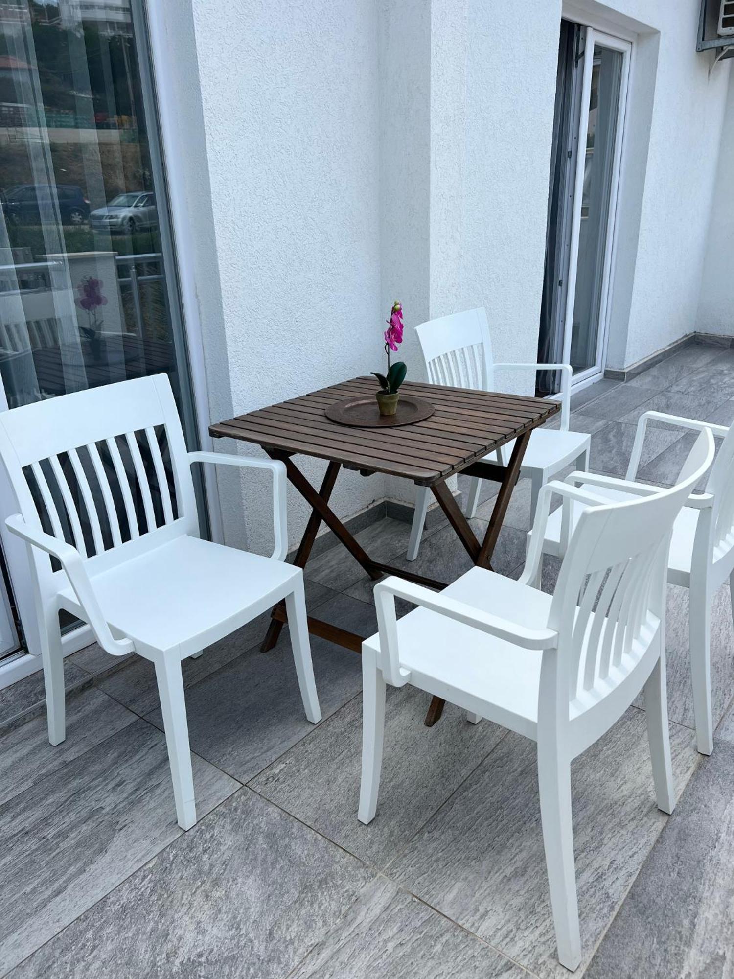 Apartments Mrdak Бар Экстерьер фото